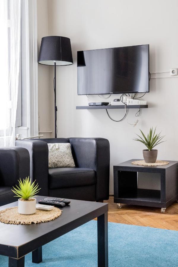 Elisabeth 52 Apartment Budapest Esterno foto