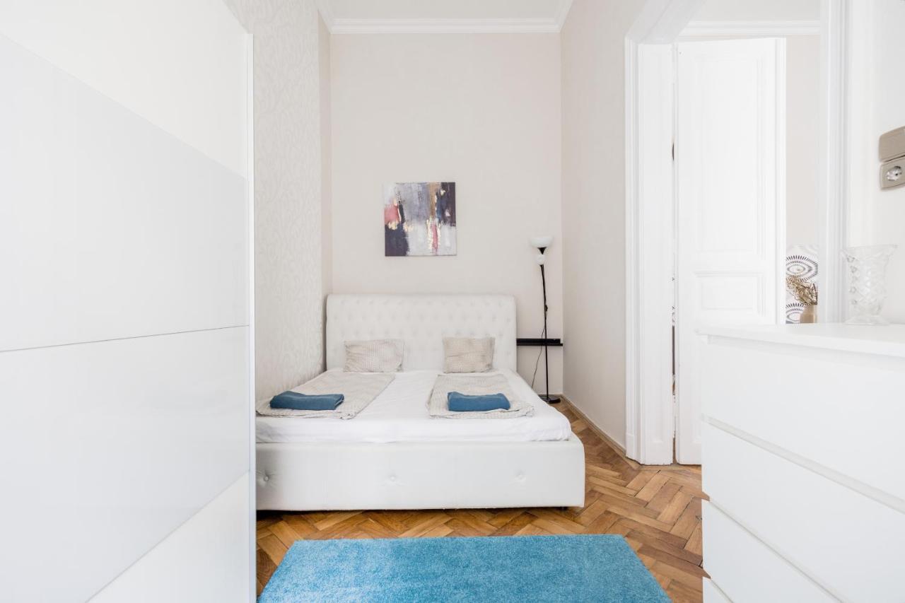 Elisabeth 52 Apartment Budapest Esterno foto